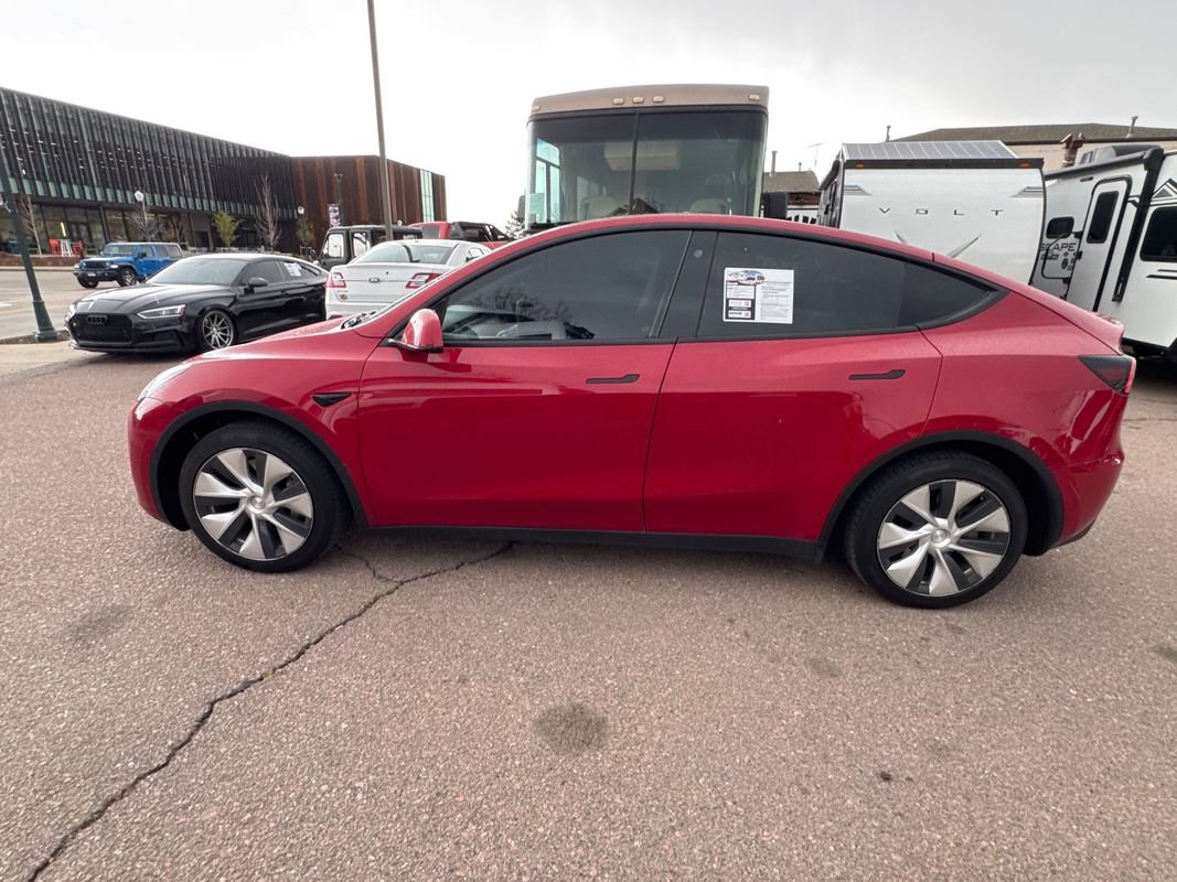 Used 2022 Tesla Model Y Long Range AWD/4WD image 8