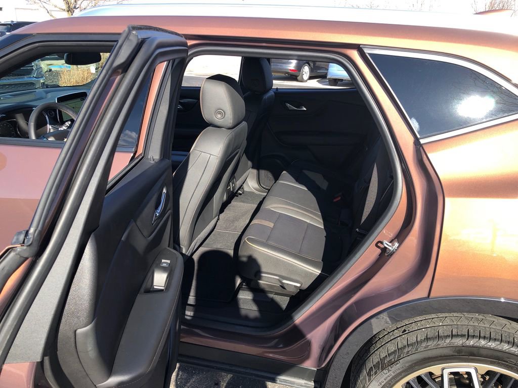 Used 2023 Chevrolet Blazer Premier image 20