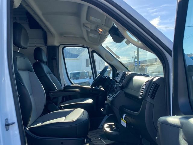 New 2026 RAM ProMaster 2500 w/ Convenience Group FWD image 28