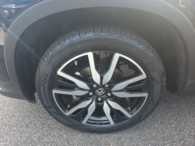 Used 2021 Honda Pilot Touring image 12