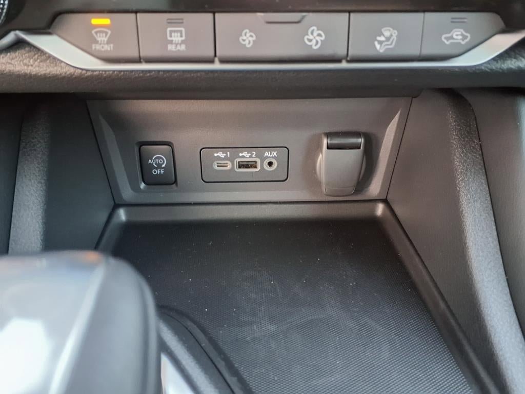 New 2025 Nissan Sentra SR w/ SR Premium Package image 28