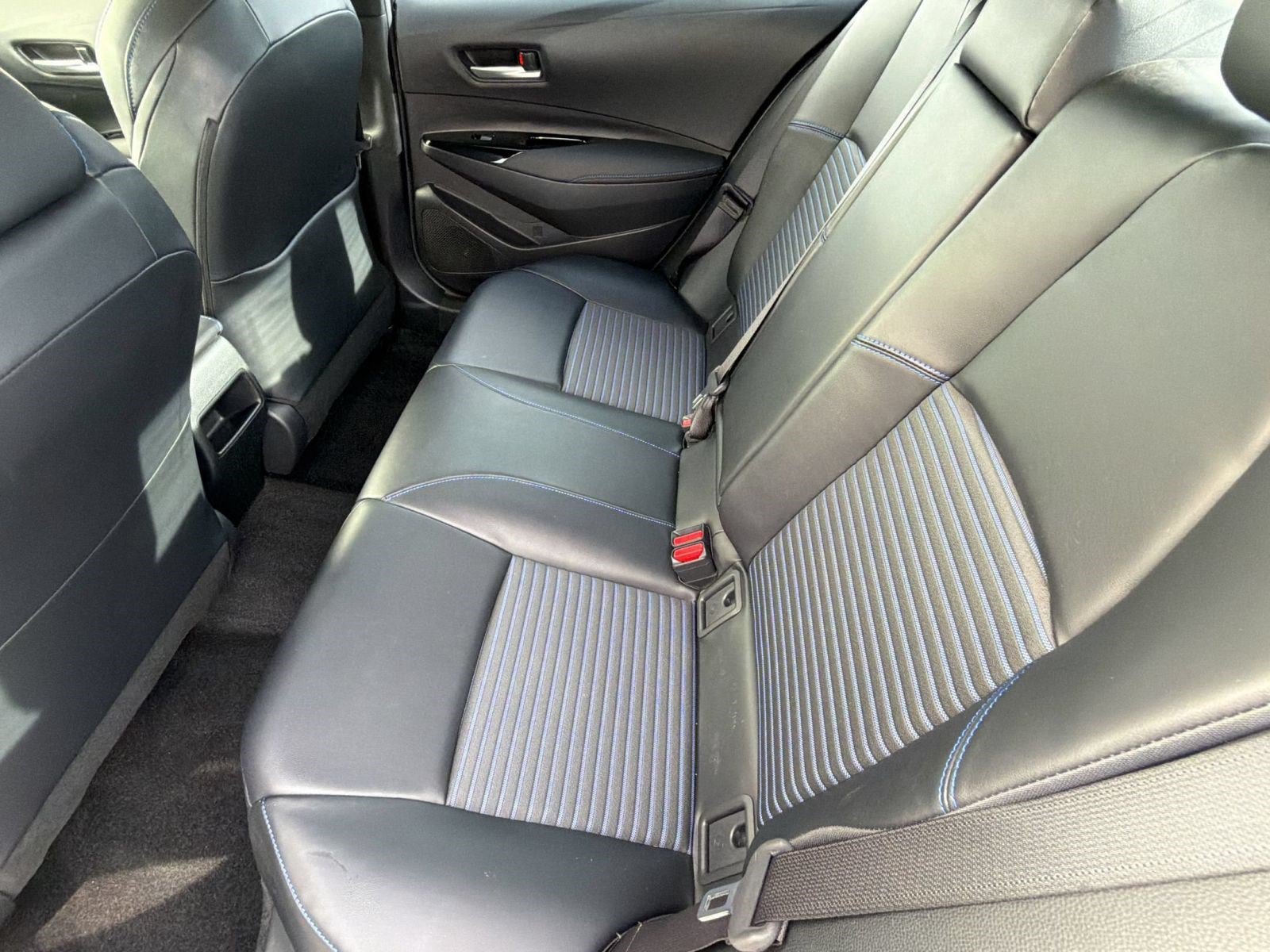 Used 2020 Toyota Corolla XSE FWD image 26