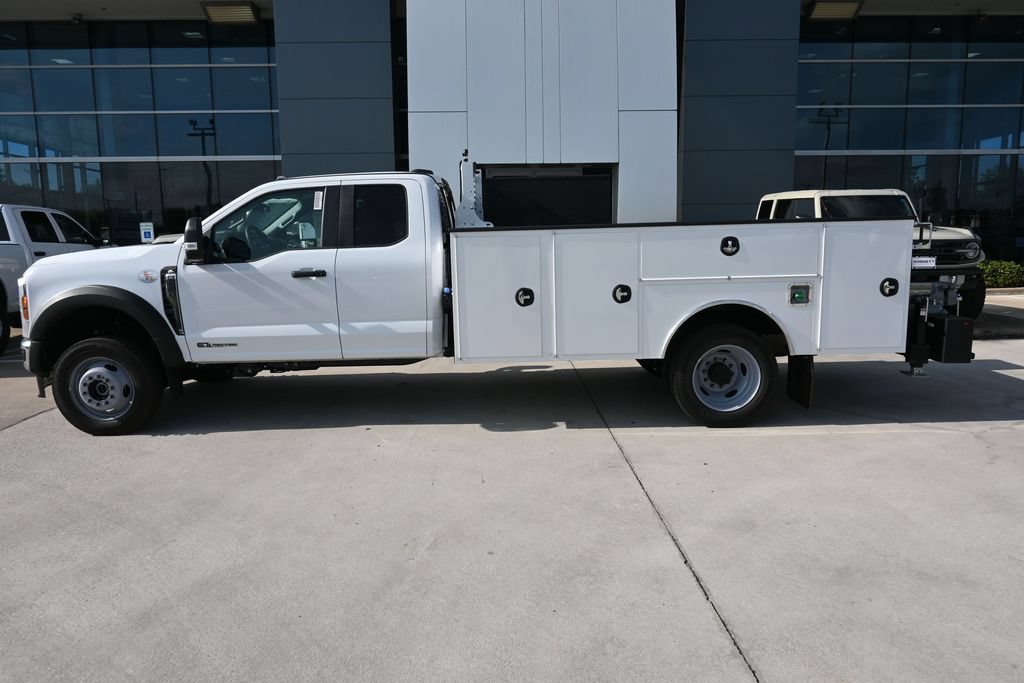 New 2026 Ford F550 4x4 Supercab Super Duty image 23