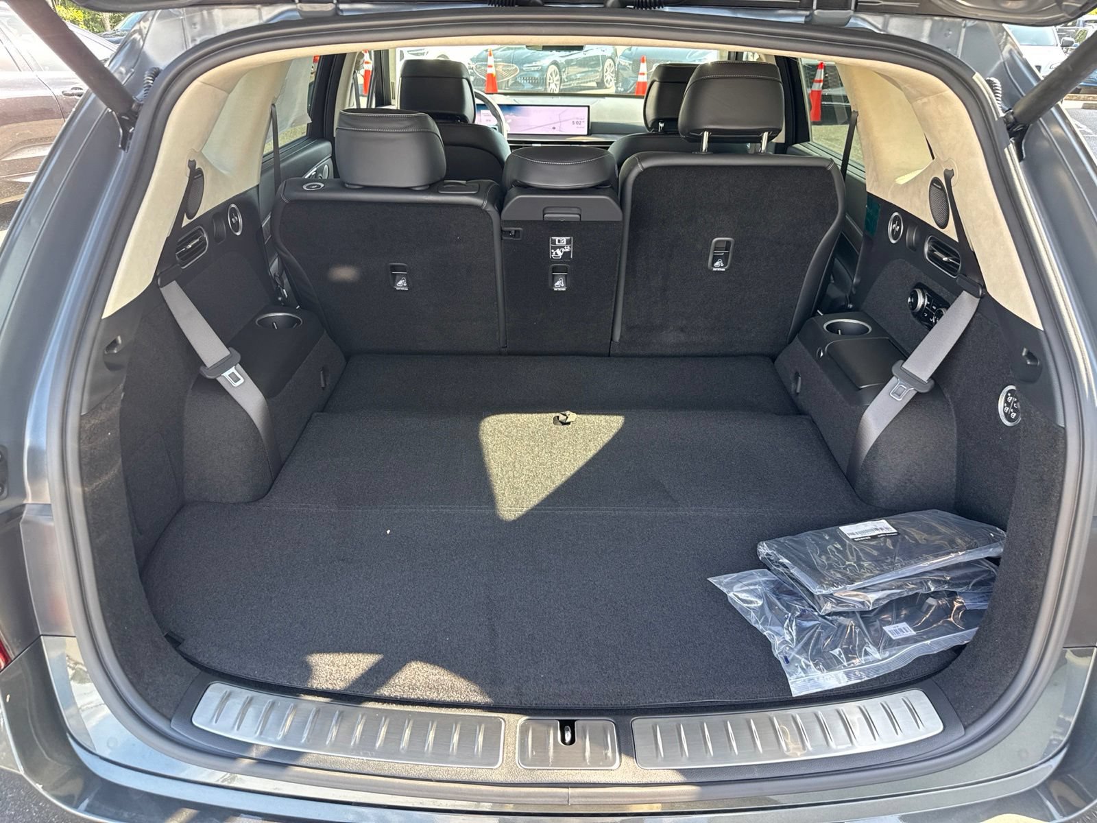 New 2026 Genesis GV80 3.5T Prestige AWD/4WD image 12