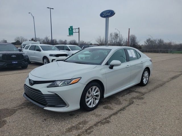Used 2023 Toyota Camry LE w/ Convenience Package image 17
