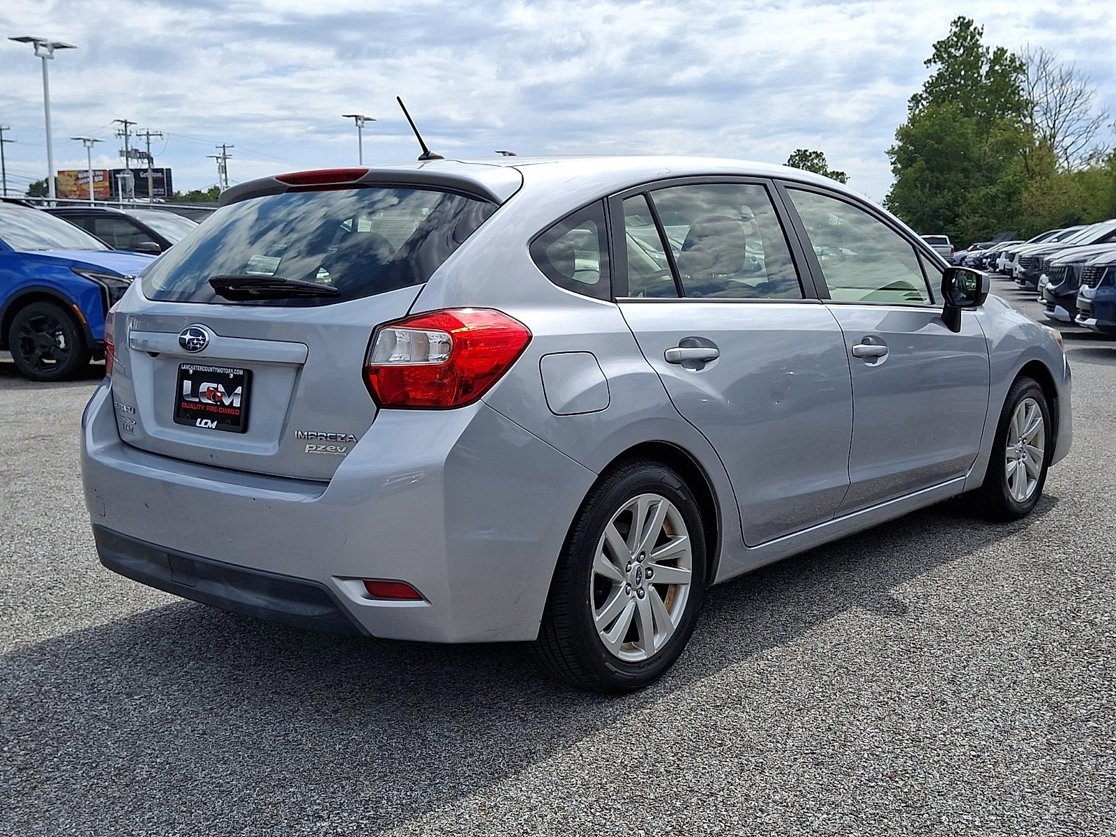 Used 2015 Subaru Impreza 2.0i Premium w/ Popular Package #1 AWD/4WD image 5