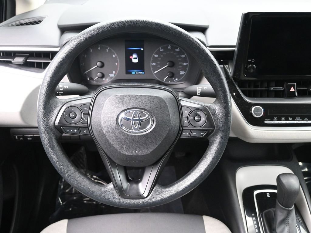 Used 2024 Toyota Corolla LE image 20