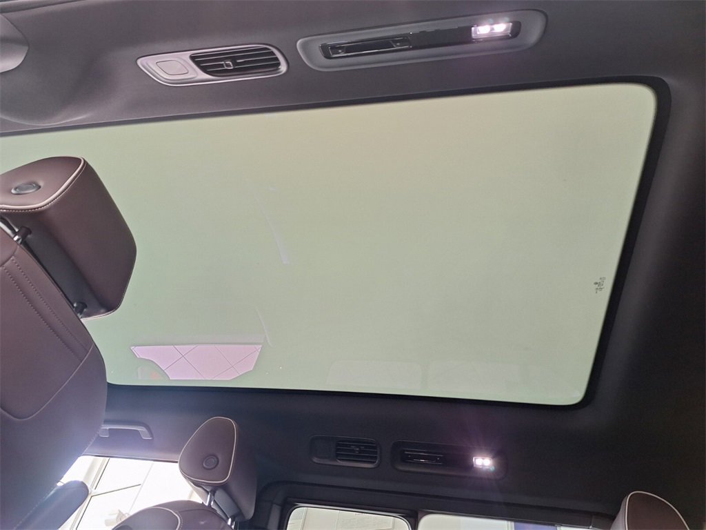 New 2025 Volkswagen ID. Buzz Pro S Plus image 23