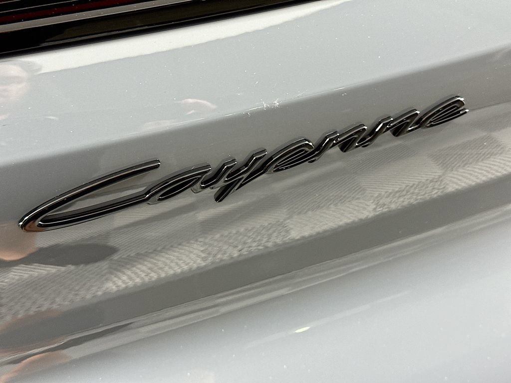 New 2026 Porsche Cayenne AWD/4WD image 34