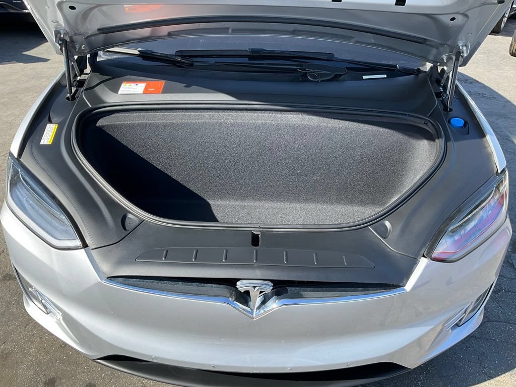 Used 2016 Tesla Model X 75D AWD/4WD image 13