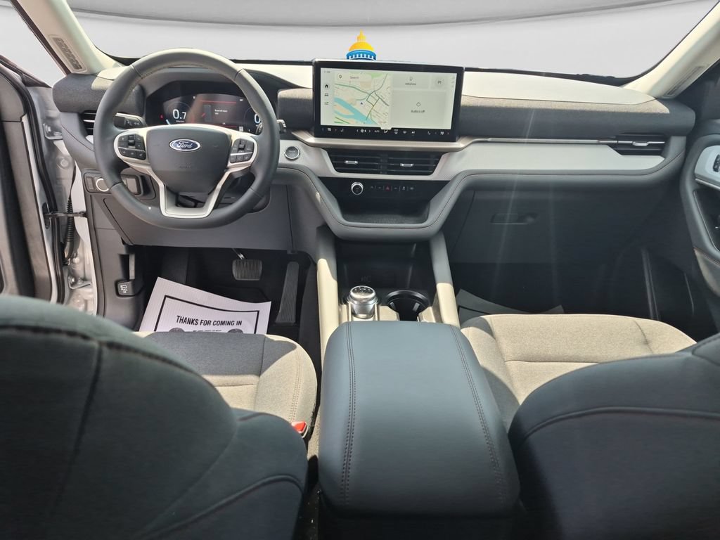 Used 2026 Ford Explorer Active AWD/4WD image 29