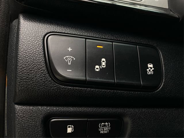 Used 2017 Kia Niro EX image 21