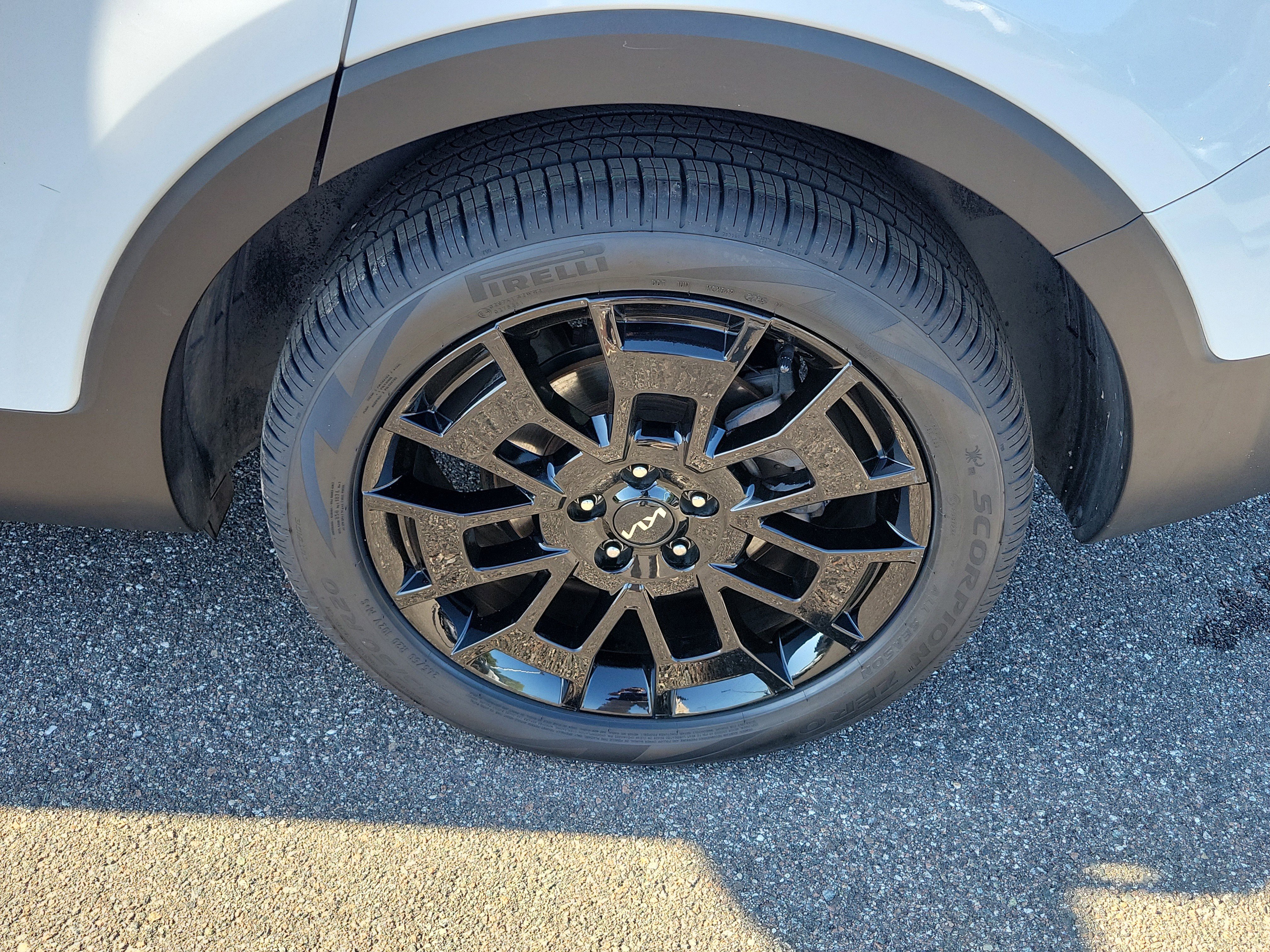 Certified 2022 Kia Telluride SX w/ SX Prestige Package AWD/4WD image 42