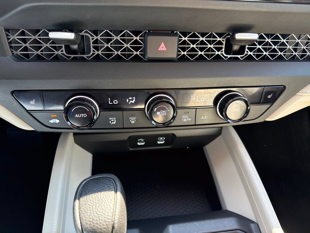 Certified 2023 Honda Accord EX image 31