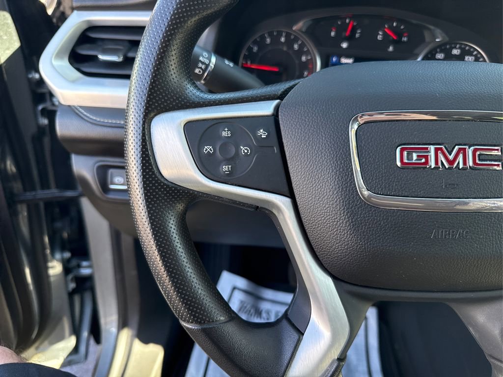 Used 2023 GMC Acadia SLE w/ Driver Convenience Package image 39