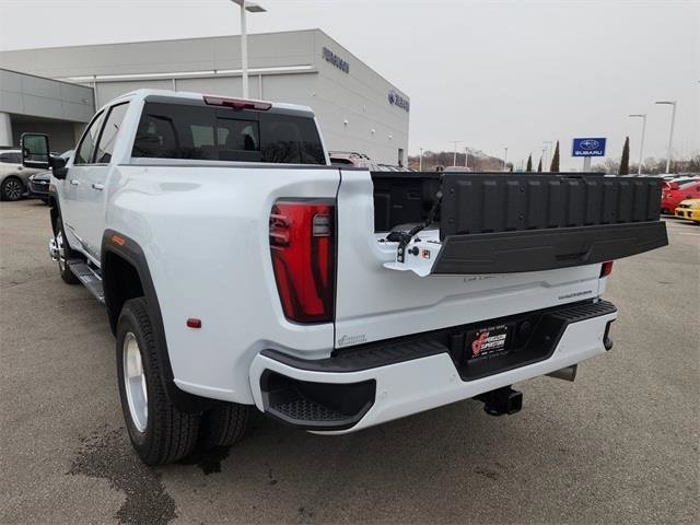 New 2026 GMC Sierra 3500 Denali w/ Denali Reserve Package image 6