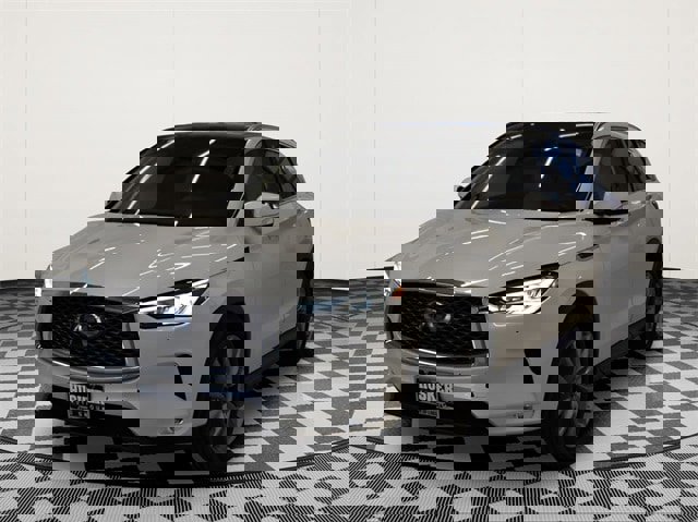 Used 2020 INFINITI QX50 Luxe w/ Cargo Package image 9