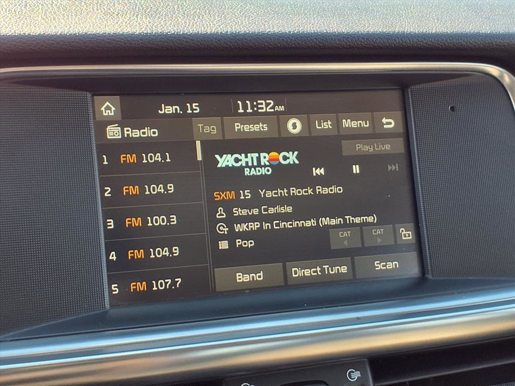 Used 2017 Kia Optima EX image 8