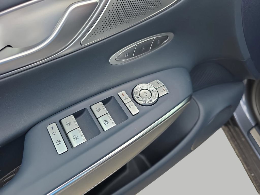 New 2026 Genesis GV70 2.5T Sport Prestige AWD/4WD image 16