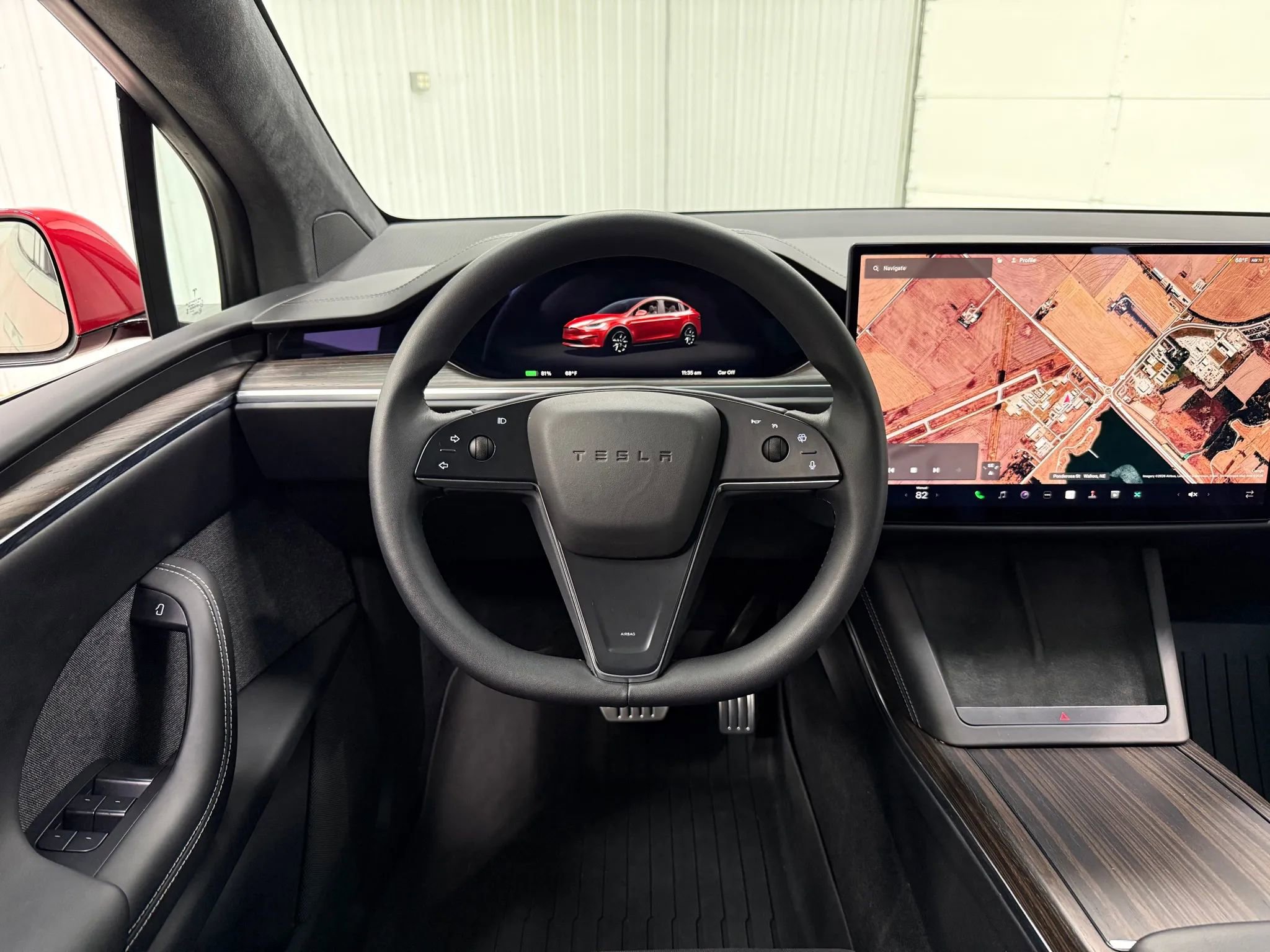 Used 2023 Tesla Model X image 19