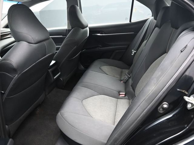 Used 2019 Toyota Camry LE FWD image 13
