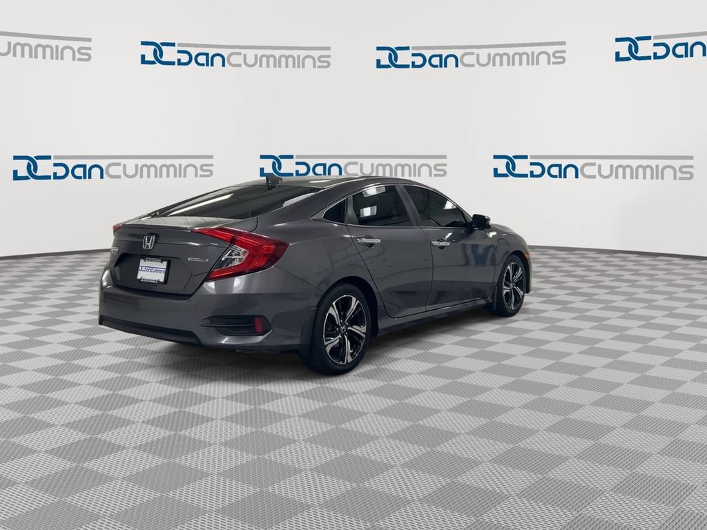 Used 2018 Honda Civic Touring image 8