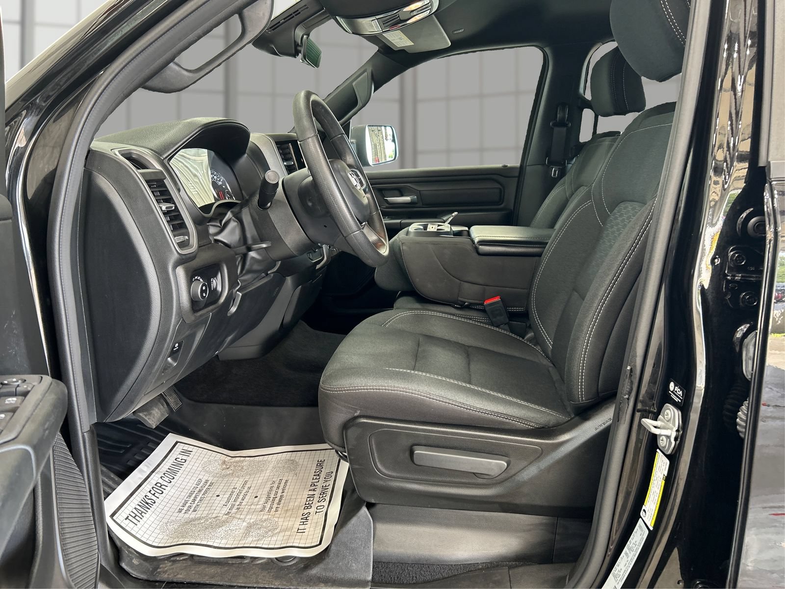Used 2025 RAM 1500 Tradesman w/ Night Edition AWD/4WD image 9