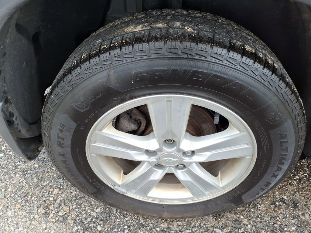 Used 2019 Chevrolet Trax LS w/ Tint and Cruise Package image 12