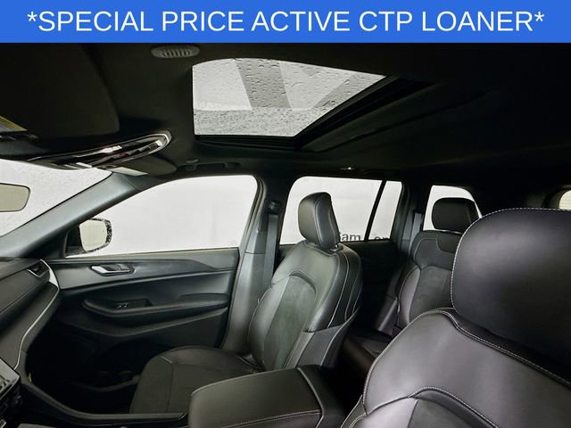 New 2025 Jeep Grand Cherokee Altitude image 21