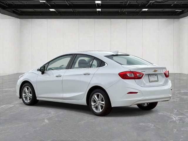 Used 2017 Chevrolet Cruze LT w/ Convenience Package FWD image 7