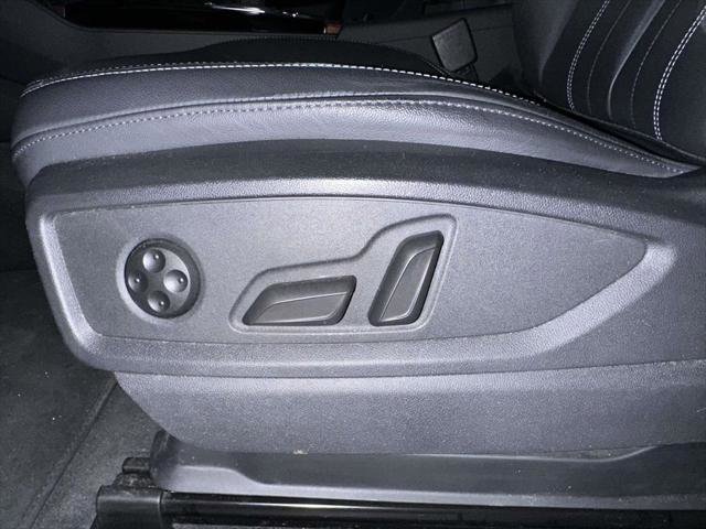 Used 2022 Audi Q5 2.0T Premium w/ Convenience Package AWD/4WD image 18