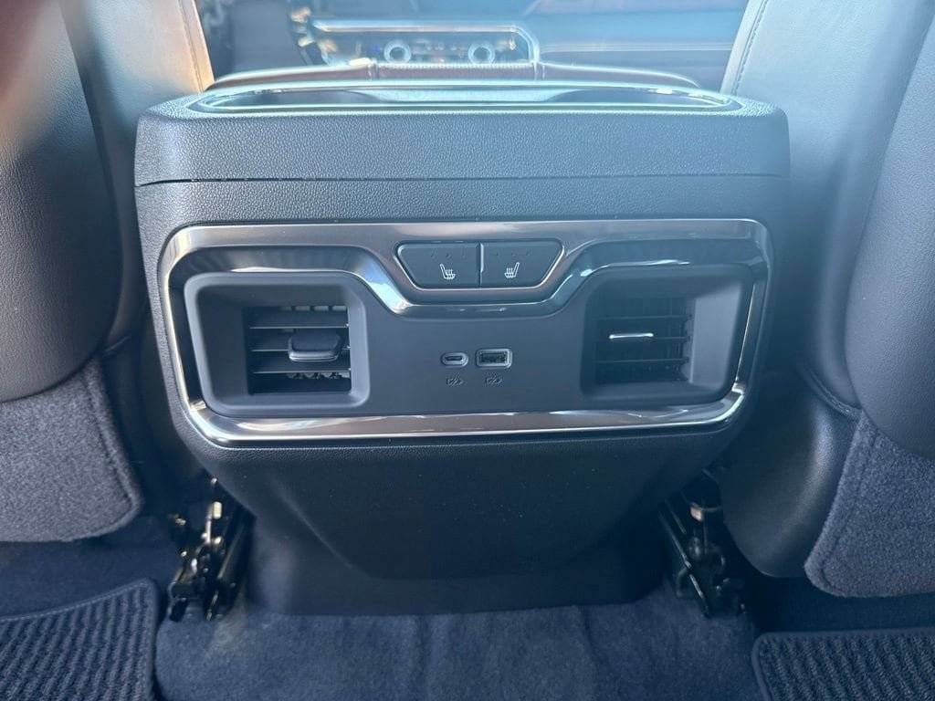 New 2026 GMC Sierra 2500 Denali Ultimate AWD/4WD image 11