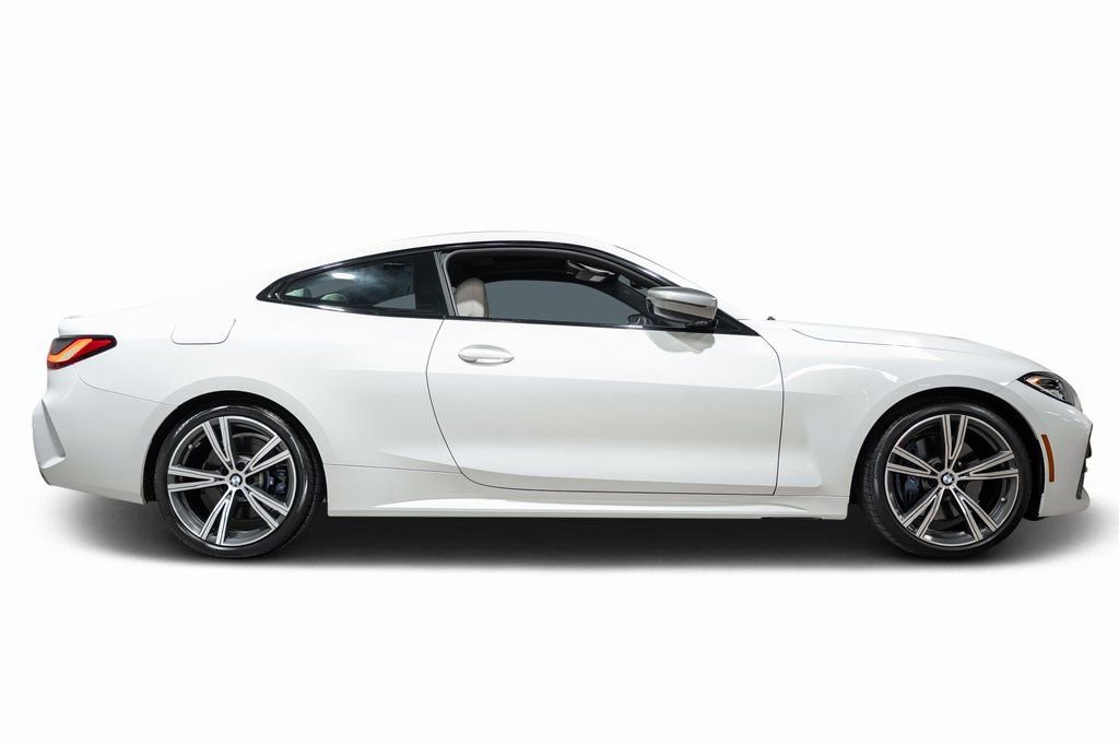 Used 2023 BMW 440i xDrive Coupe w/ Premium Package image 17