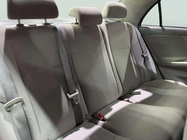 Used 2010 Toyota Corolla LE image 36