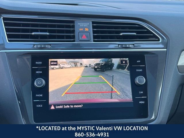 Certified 2020 Volkswagen Tiguan SE w/ Panoramic Sunroof Package image 37