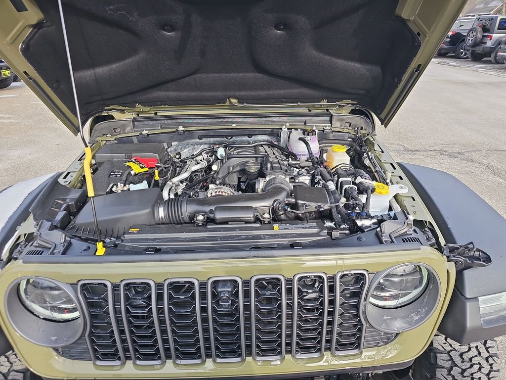 New 2026 Jeep Wrangler Unlimited Rubicon w/ Safety Group AWD/4WD image 25