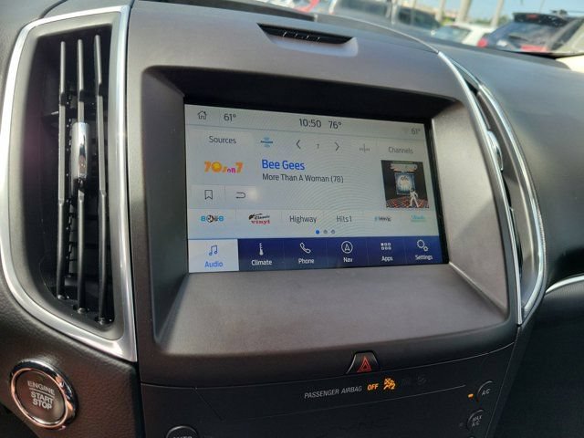 Certified 2020 Ford Edge Titanium w/ Canadian Touring Package AWD/4WD image 30