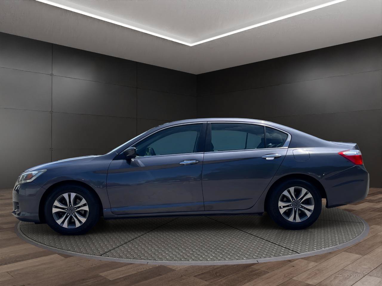Used 2013 Honda Accord LX image 5