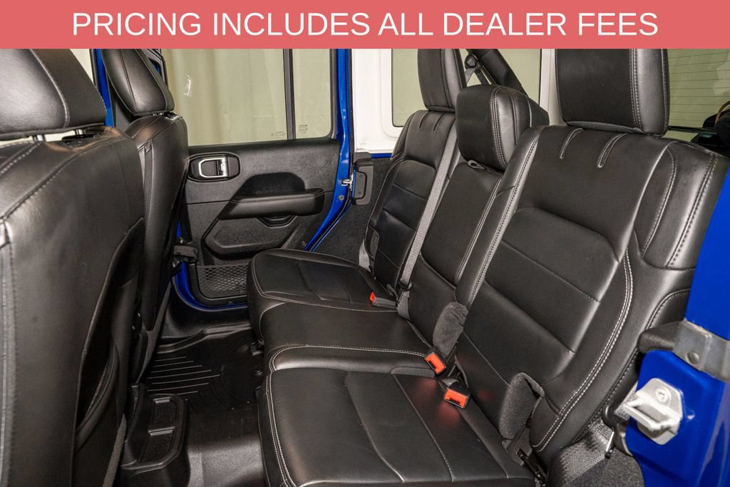 Used 2019 Jeep Wrangler Unlimited Sahara AWD/4WD image 7