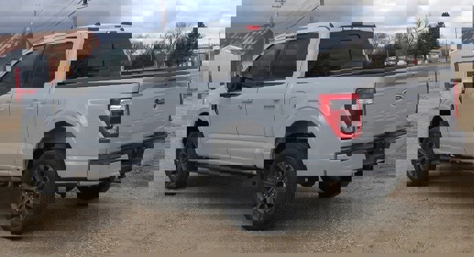 Used 2023 Ford F150 Lariat w/ Equipment Group 502A High AWD/4WD image 3