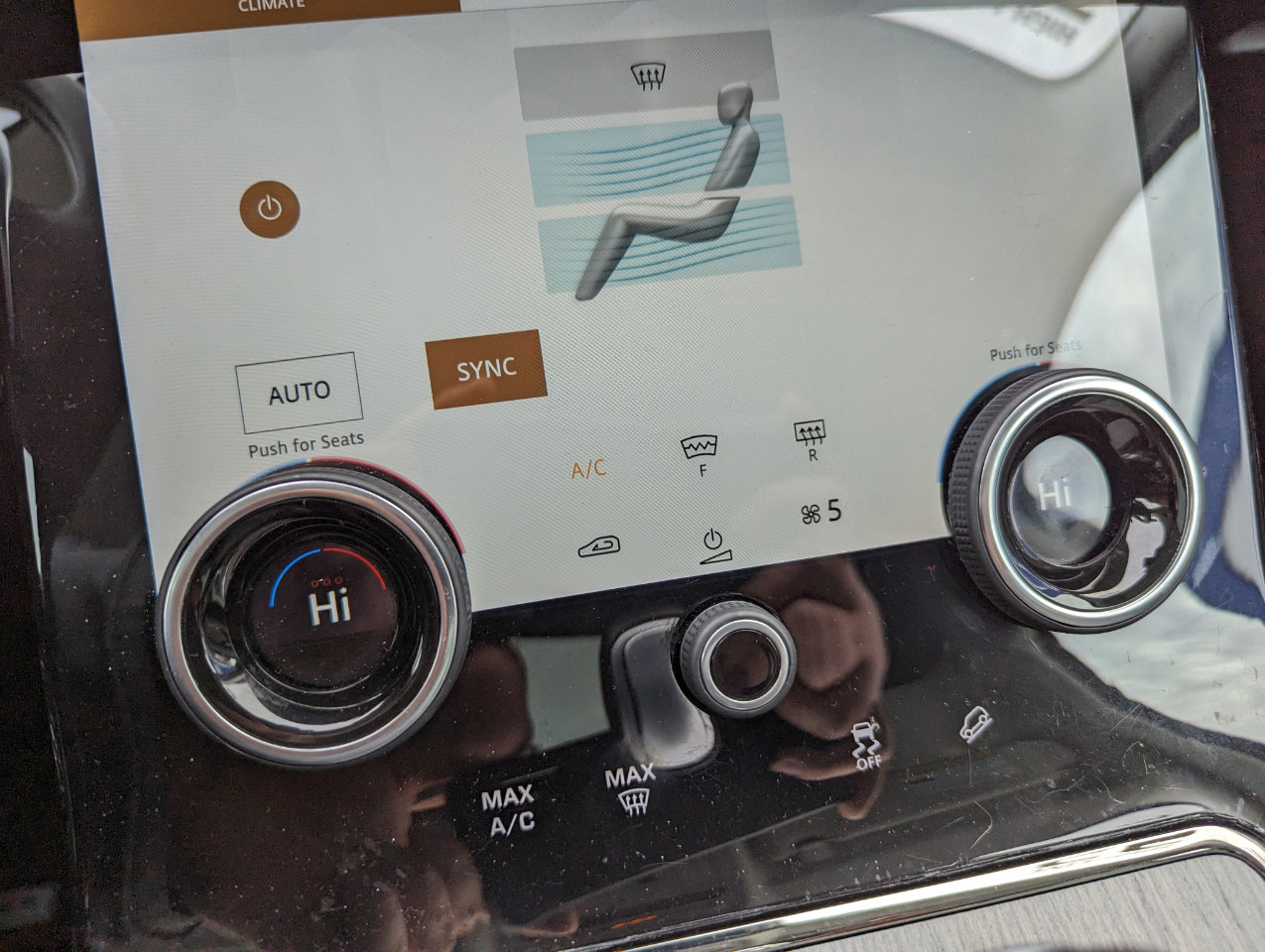 Used 2022 Land Rover Range Rover Evoque R-Dynamic S image 26