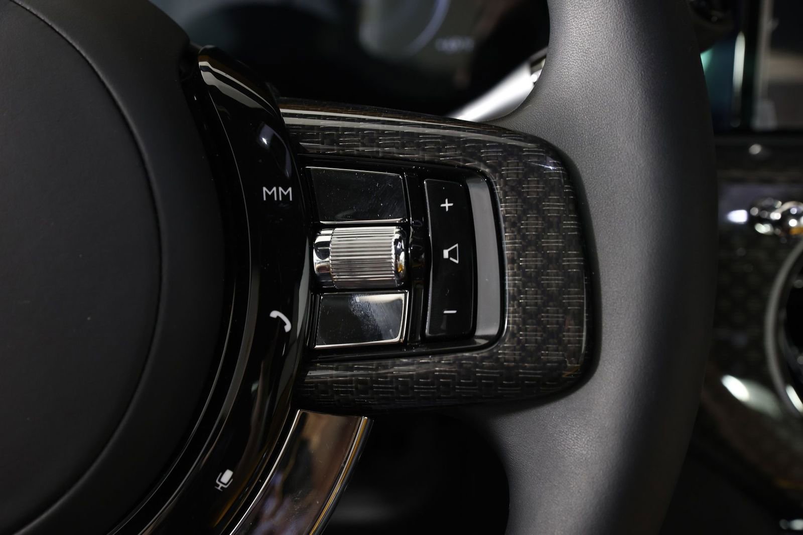 New 2025 Rolls-Royce Spectre Black Badge image 15