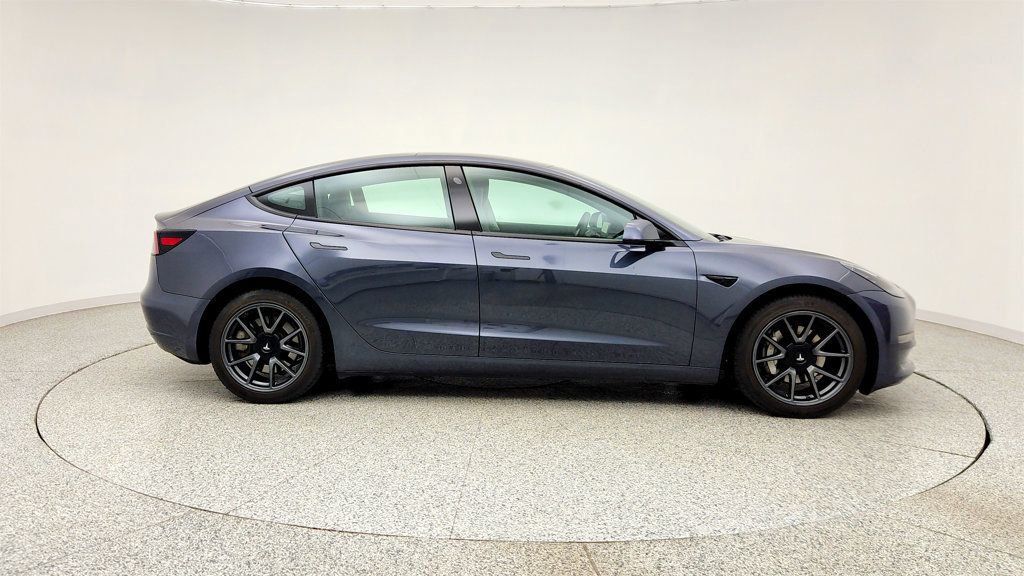 Used 2021 Tesla Model 3 Standard Range Plus RWD image 4