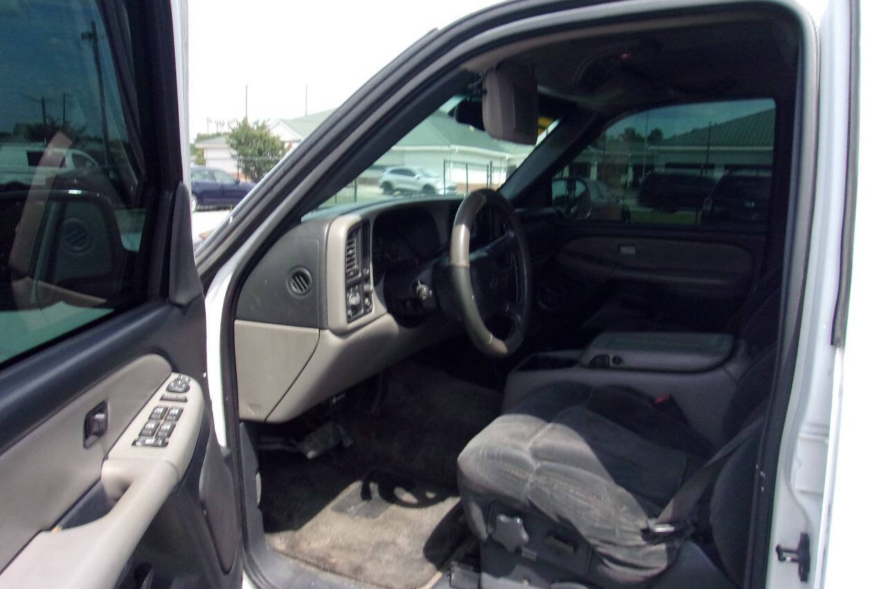 Used 2002 Chevrolet Tahoe LS RWD image 10