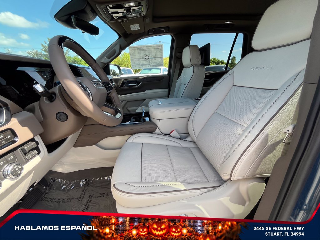 New 2026 GMC Yukon Denali w/ Denali Reserve Package AWD/4WD image 10