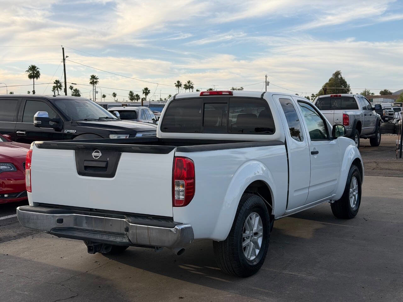 Used 2018 Nissan Frontier SV RWD image 10