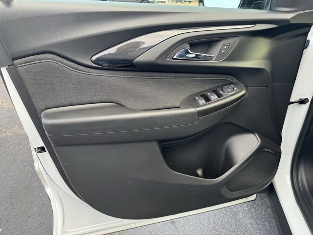 Used 2022 Chevrolet TrailBlazer ACTIV image 17