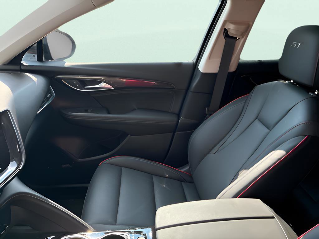 Used 2023 Buick Envision Essence w/ Technology Package I image 16