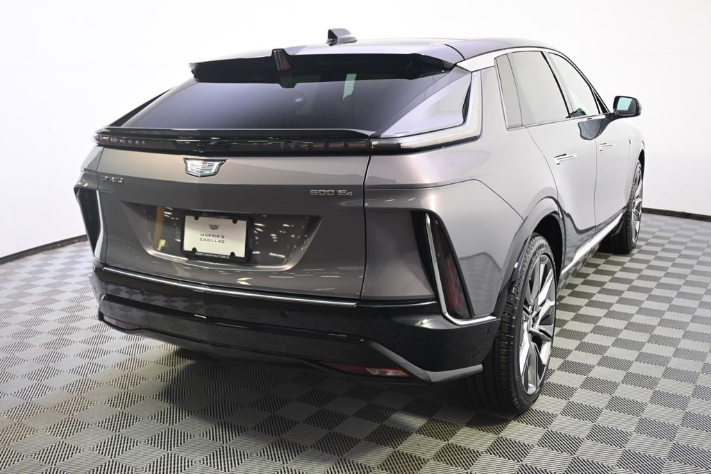 New 2025 Cadillac Lyriq Luxury w/ Nappa Leather Package AWD/4WD image 6