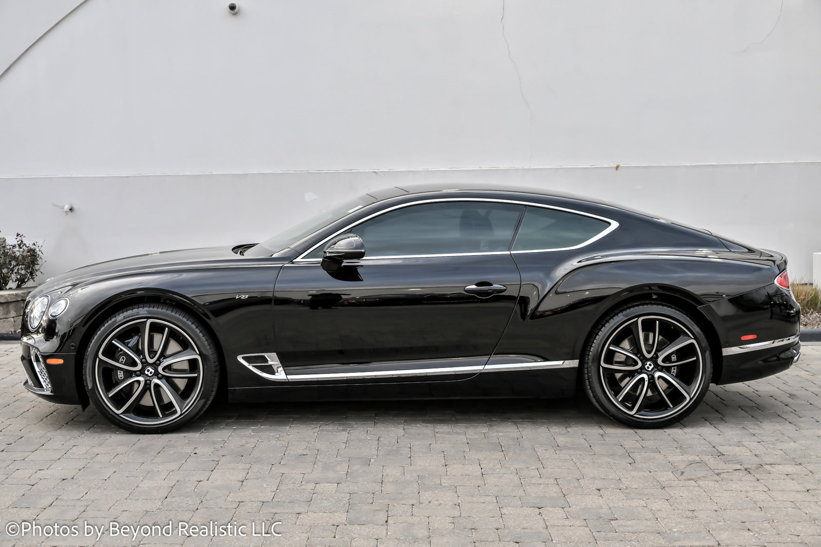 Used 2022 Bentley Continental GT image 9